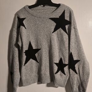SHEIN Gray Cropped Sweater with Black Star Design